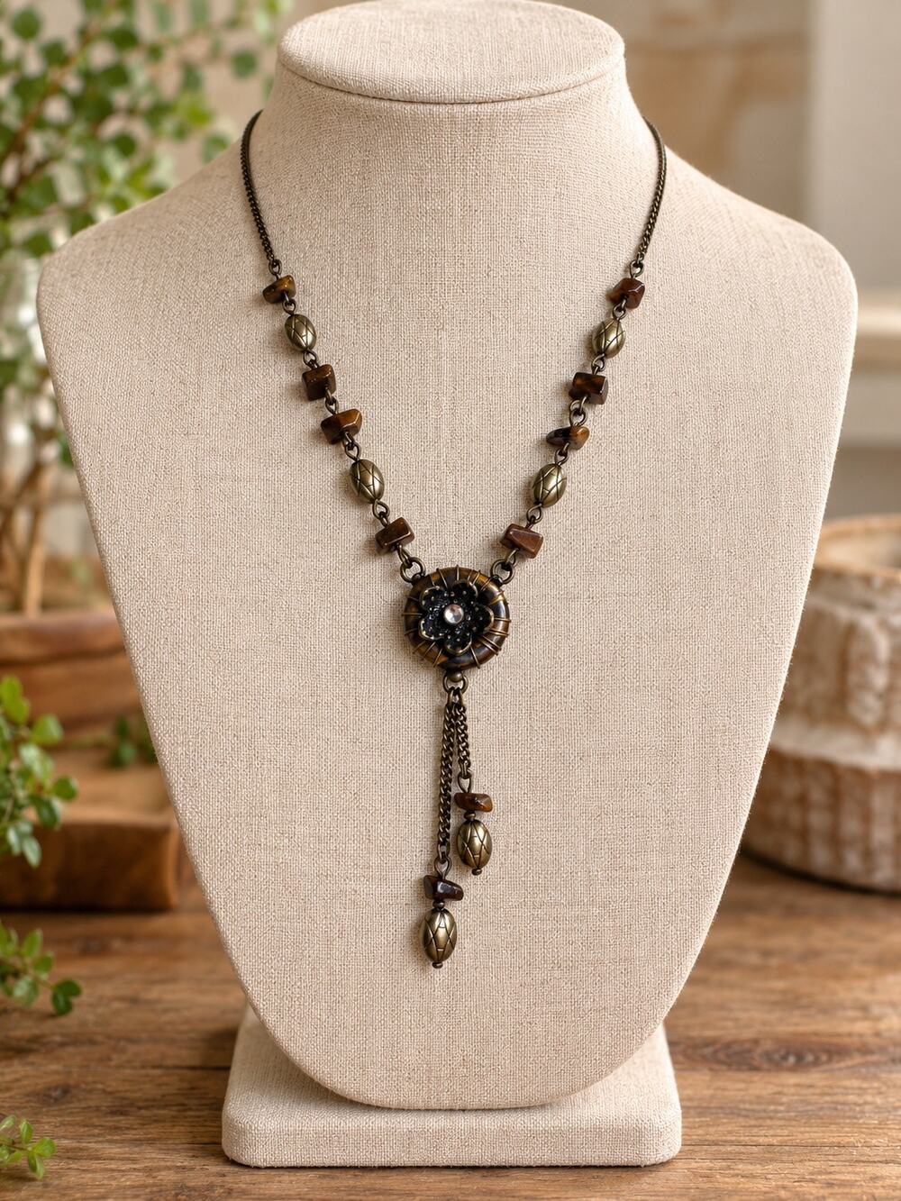 Nina Ricci Tiger Eye Flower Pendant Necklace Bronze Colored Metal Boho
